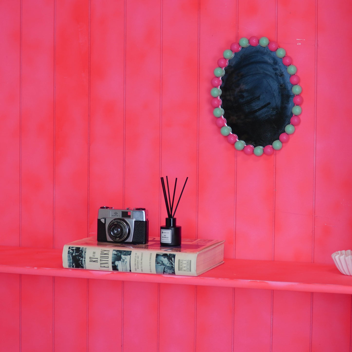 Mirror - Oval - Bubbles - Neon Pink/Mint- 29x22.5cm