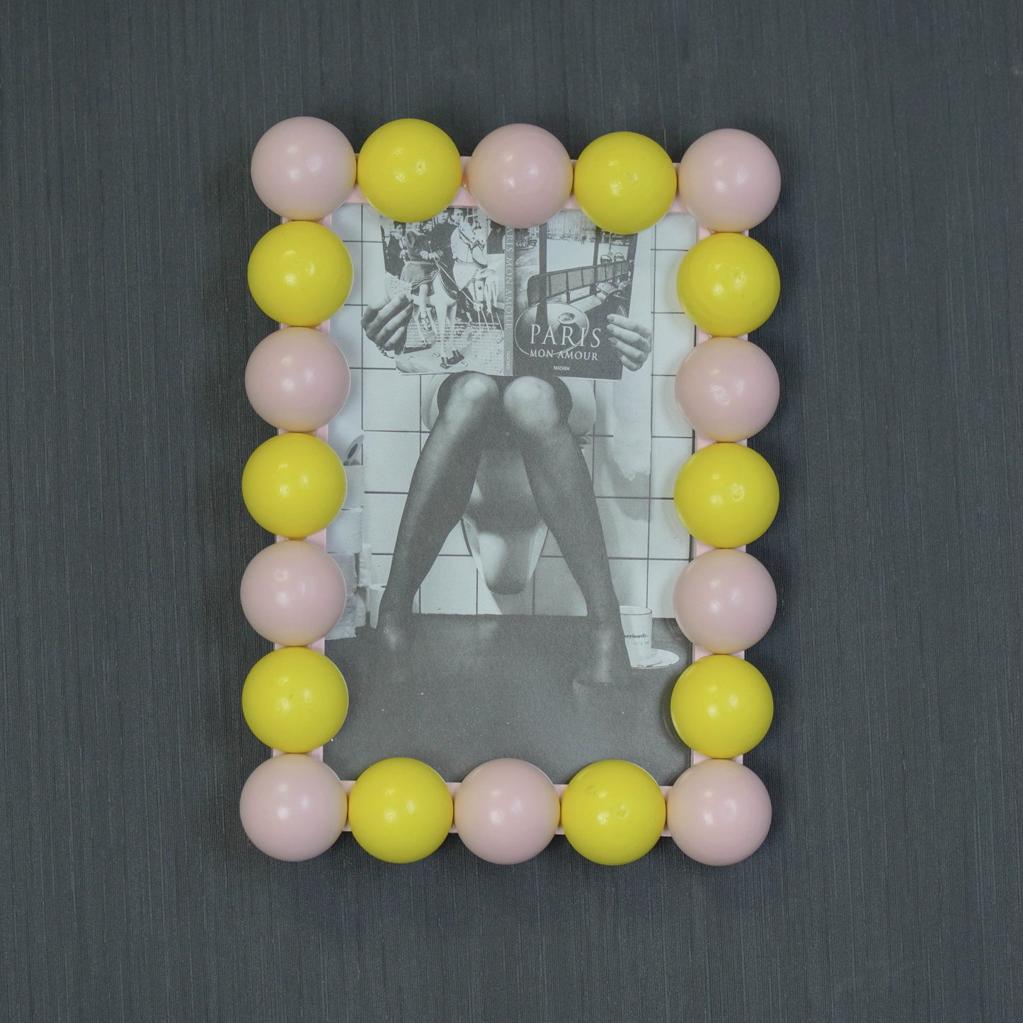 Picture Frame - Bubbles - Light Pink/Yellow -18.5x13.5cm