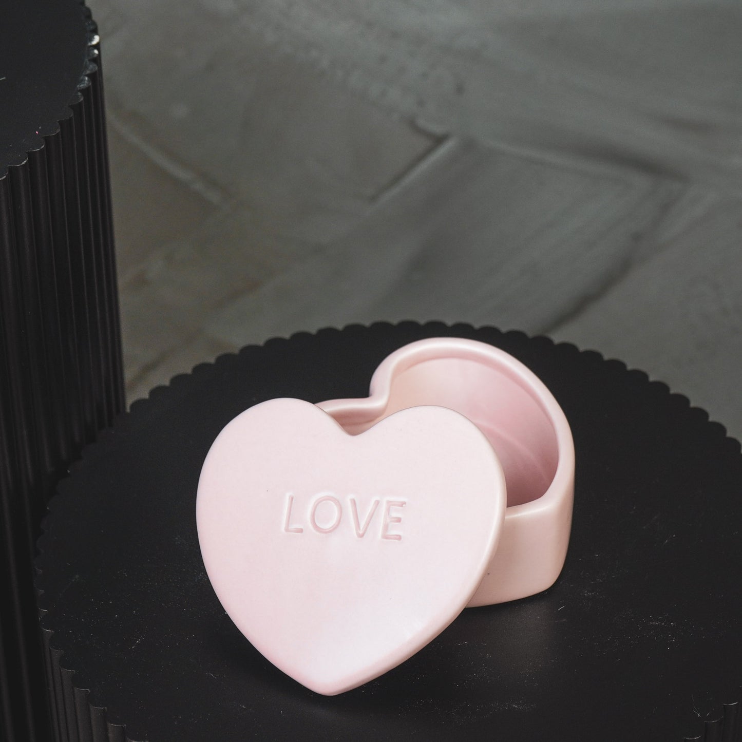 Deco Jar- Candy Heart 'LOVE- Light Pink- 12x11,5x6cm