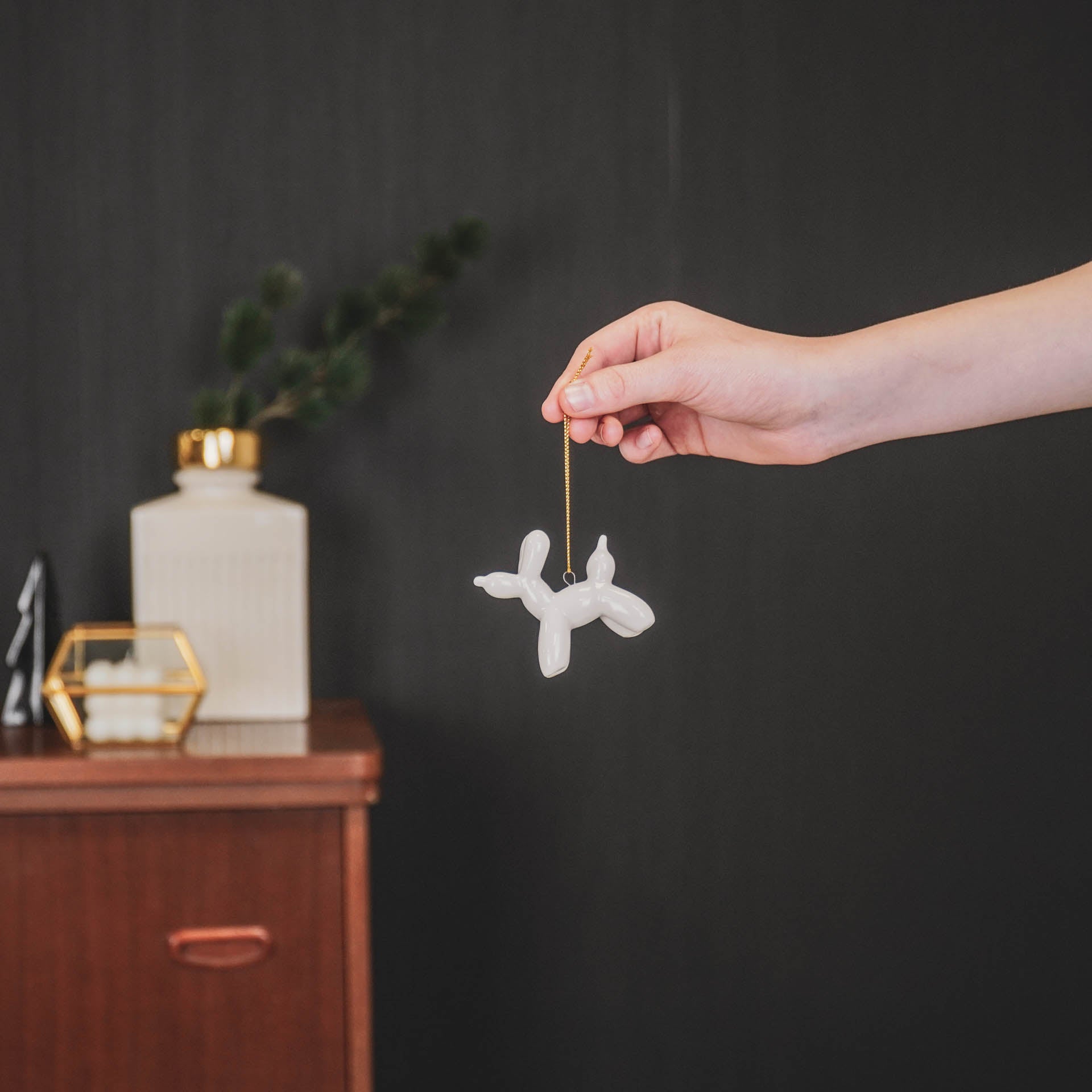 Ornament - Balloon Dog Hanger - Ceramics - White - 6,5x3x6cm
