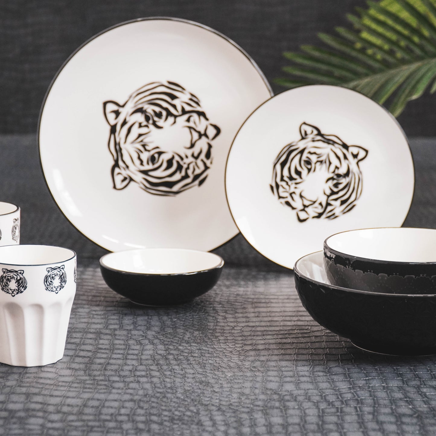 HV Tiger Dinner Plate - White - 28cm