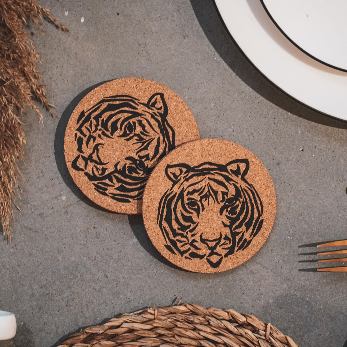 Coasters - Tigerhead -Cork - Set of 6 - 10x10cm